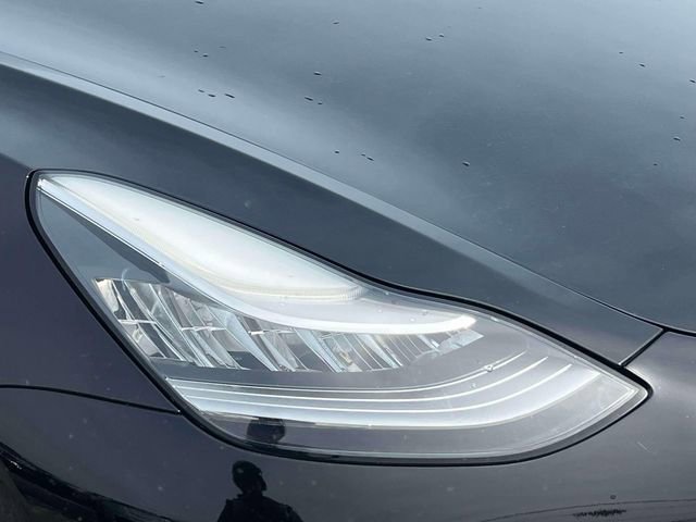 Used 2021 Tesla Model 3 Standard Range Plus image 8