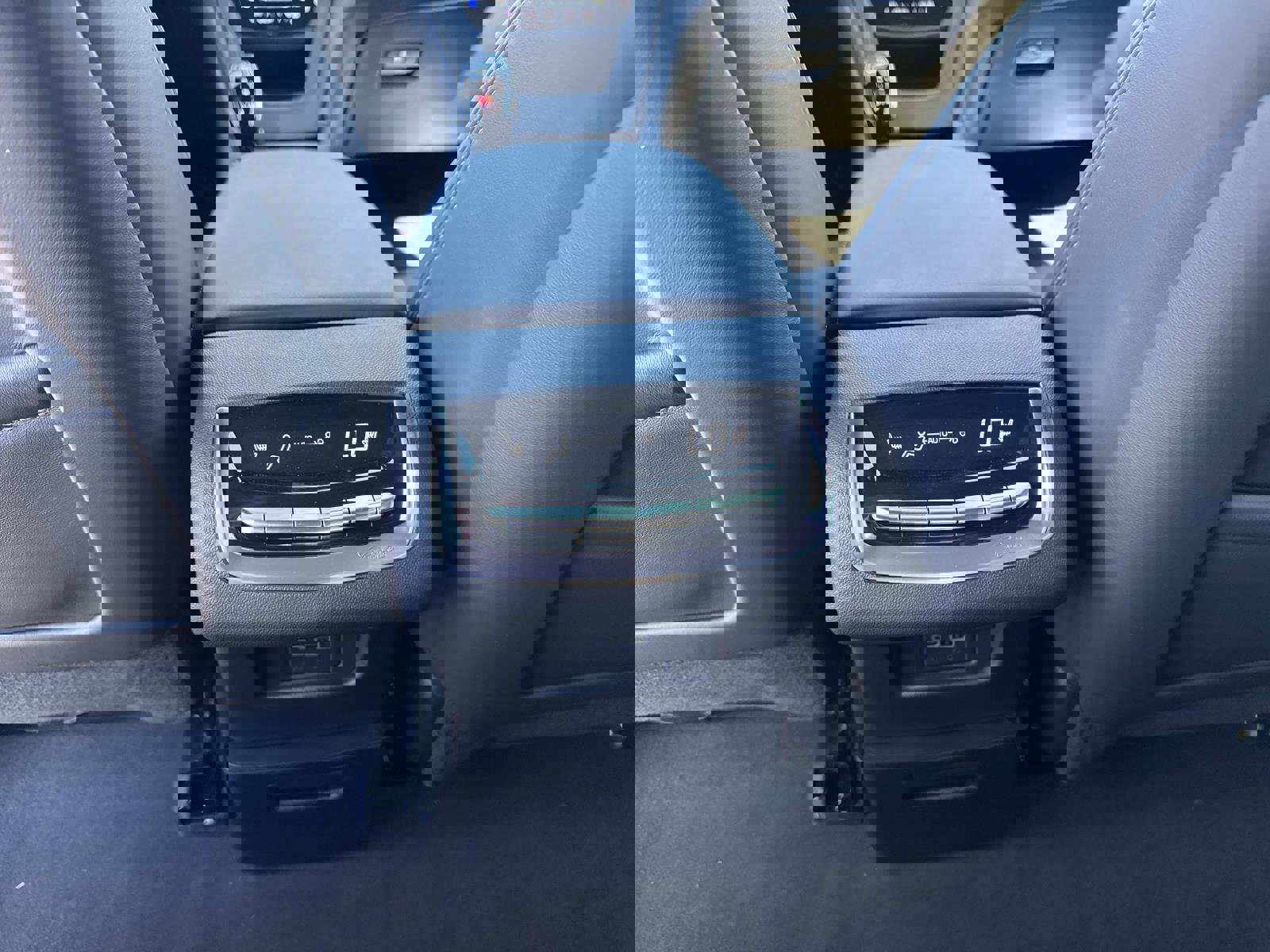 New 2025 Cadillac XT6 Premium Luxury w/ Platinum Package FWD image 21