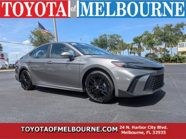 Used 2025 Toyota Camry SE