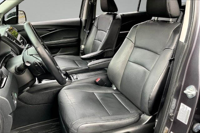 Used 2022 Honda Pilot Touring image 21