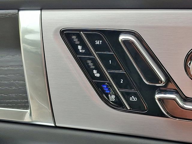 New 2026 Cadillac Vistiq Platinum w/ LPO, Floor Liner Package image 15