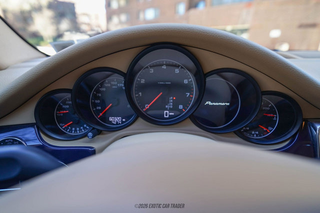 Used 2012 Porsche Panamera 4 image 26