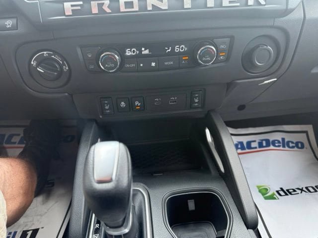 Used 2025 Nissan Frontier SV w/ SV Convenience Package AWD/4WD image 36