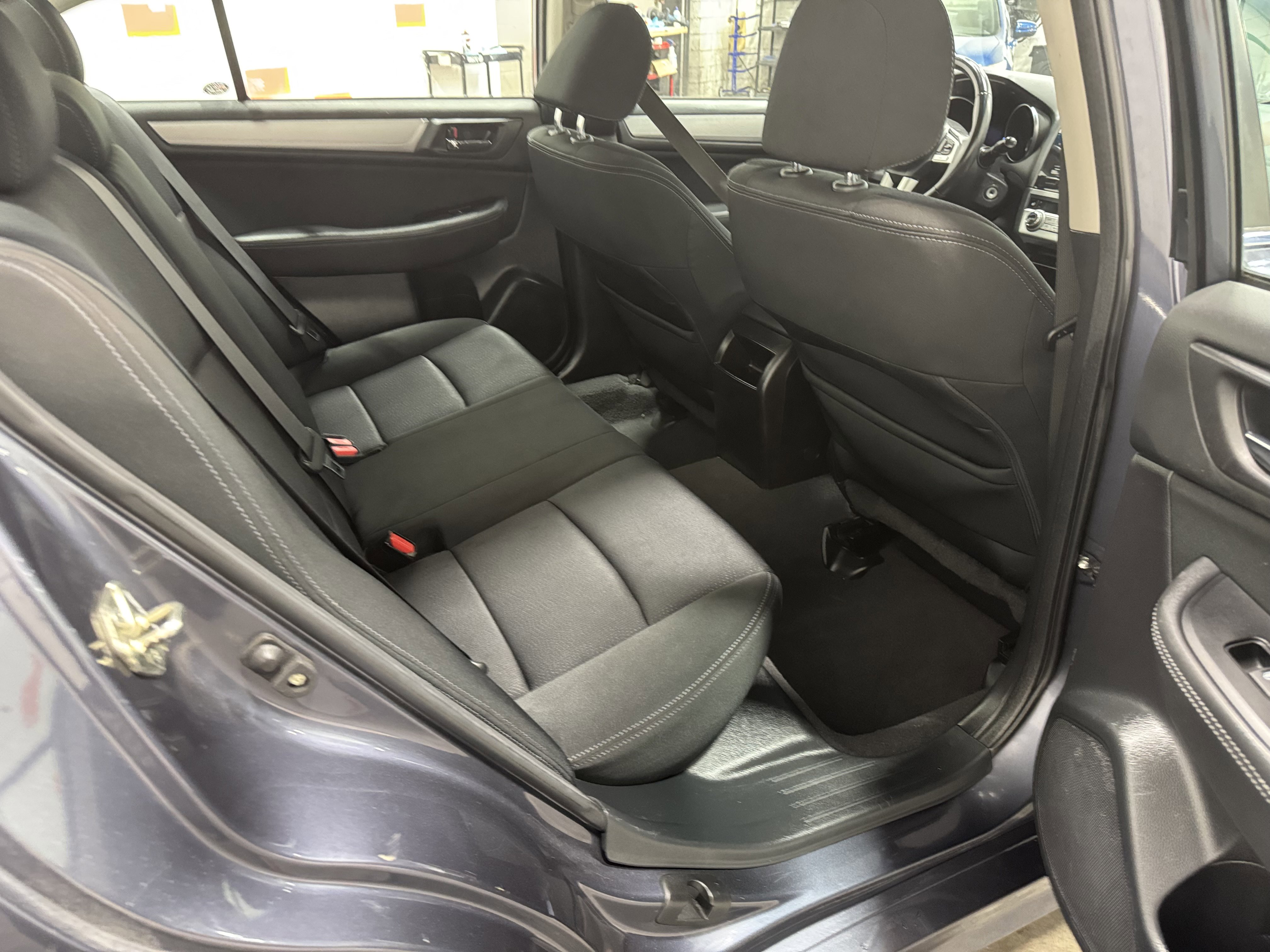 Used 2017 Subaru Legacy 2.5i Premium AWD/4WD image 20