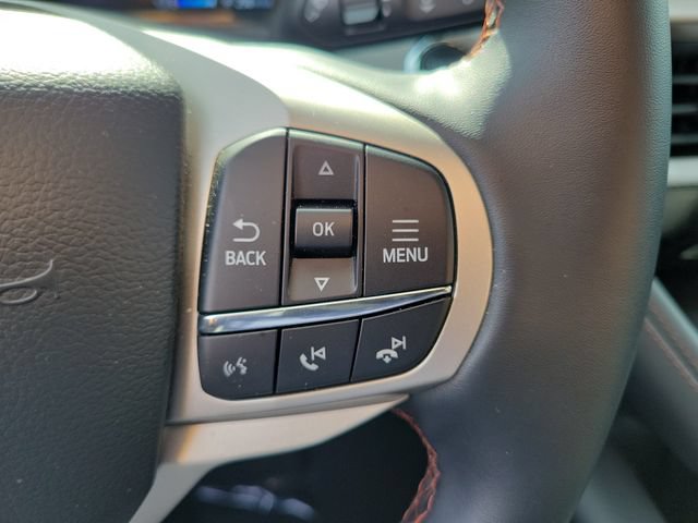 Used 2026 Ford Explorer Active RWD image 6