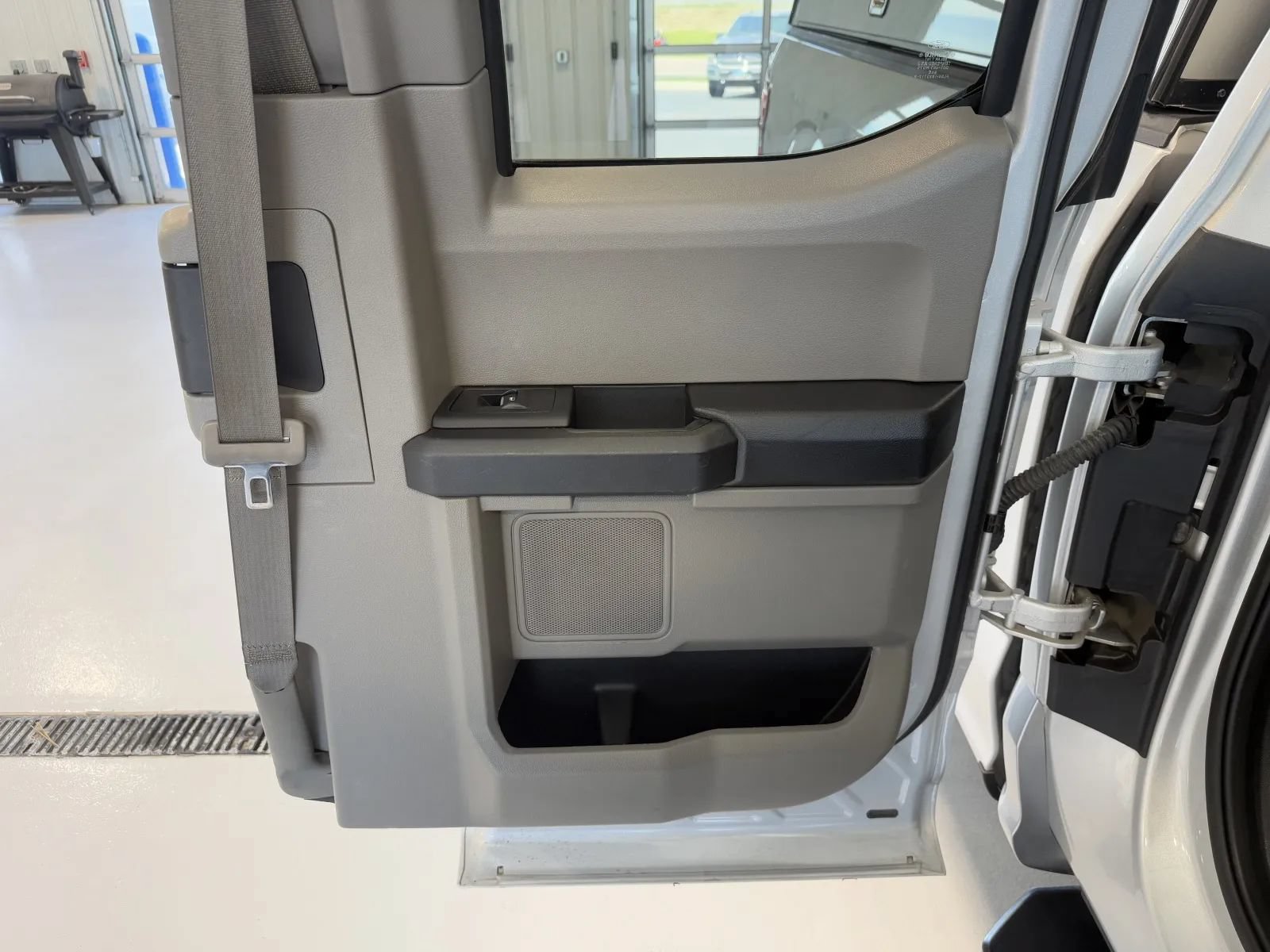 Used 2019 Ford F150 XL w/ Equipment Group 101A Mid AWD/4WD image 24