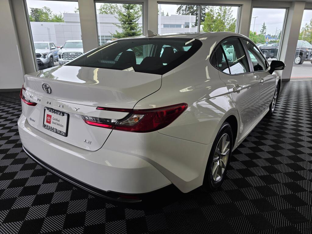 Used 2025 Toyota Camry LE FWD image 3