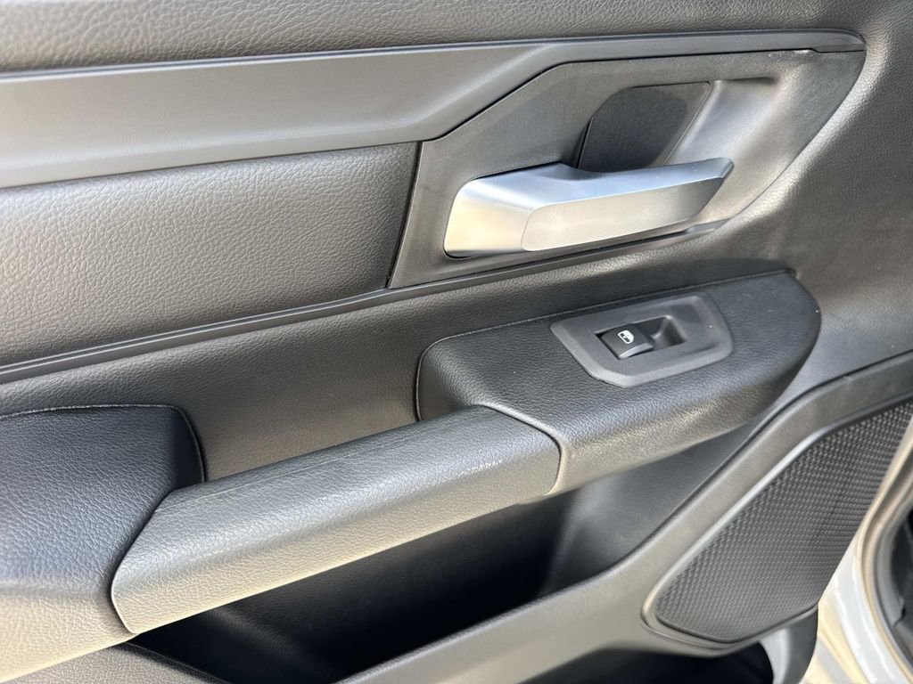 New 2026 RAM 1500 Express image 29