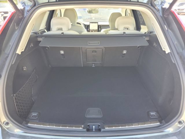 New 2026 Volvo XC60 B5 Ultra w/ Protection Package Premier AWD/4WD image 31