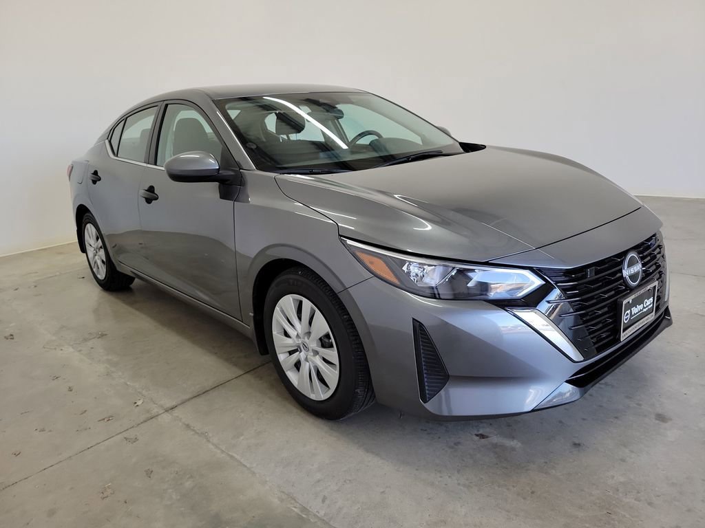 Used 2025 Nissan Sentra S image 4