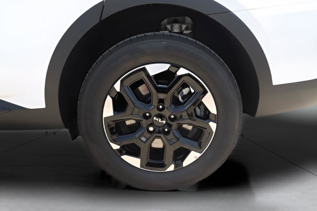 New 2025 Kia Sorento S image 9