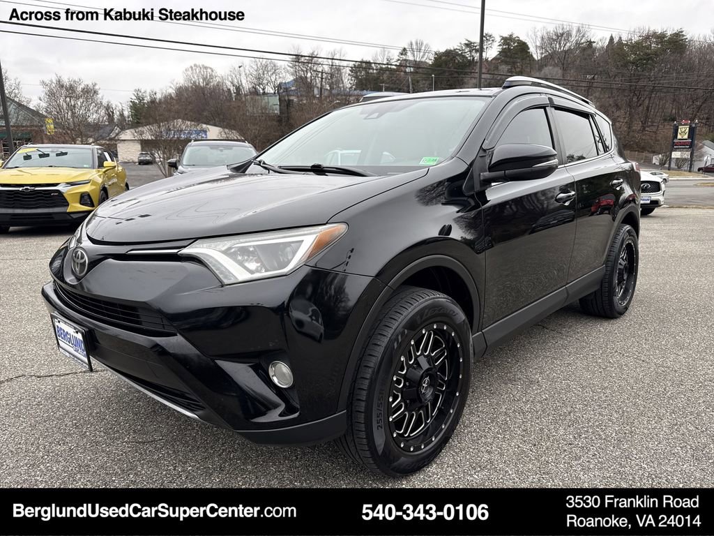 Used 2017 Toyota RAV4 XLE image 8