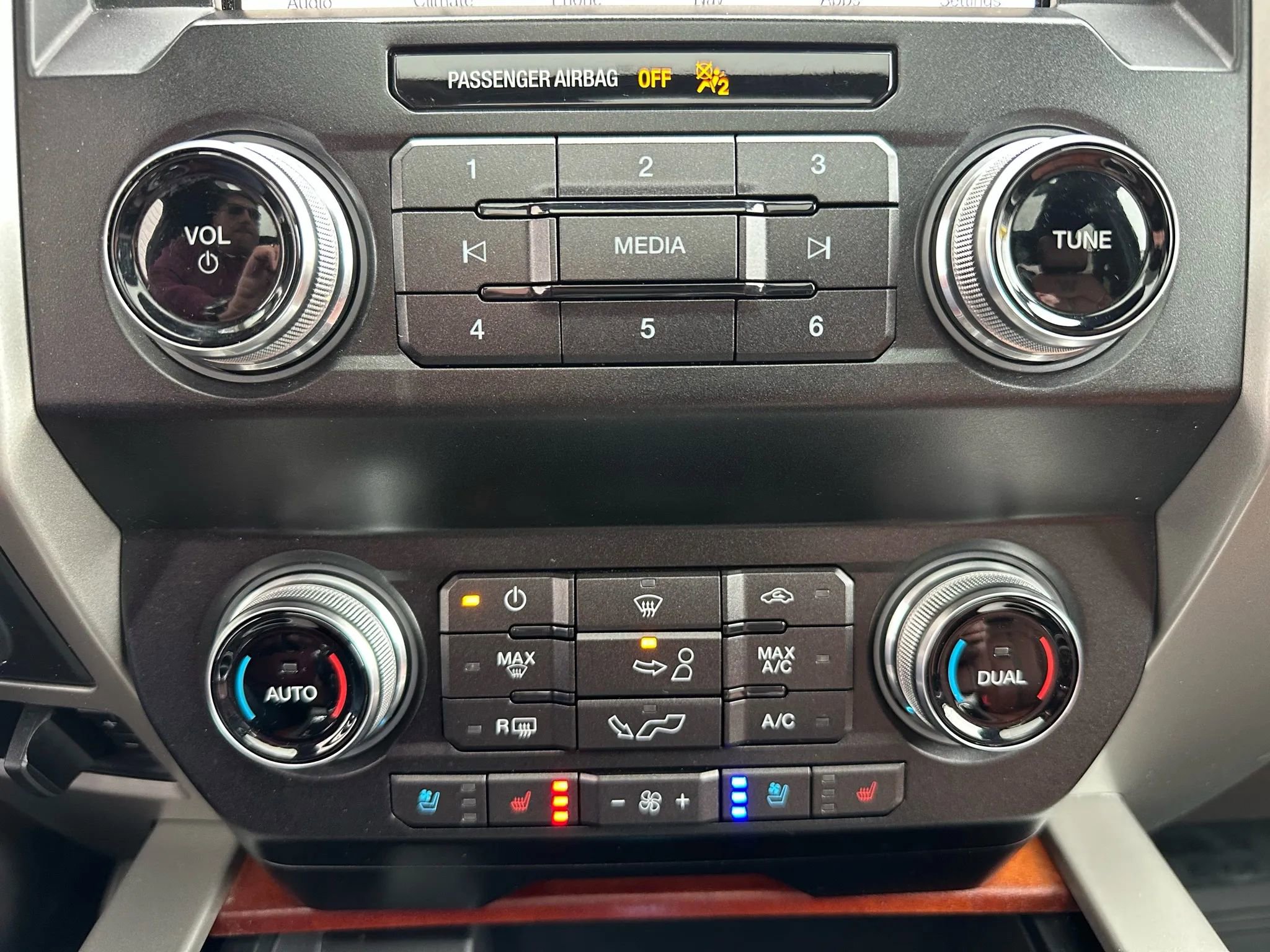 Used 2019 Ford F150 King Ranch w/ Equipment Group 601A Luxury image 22