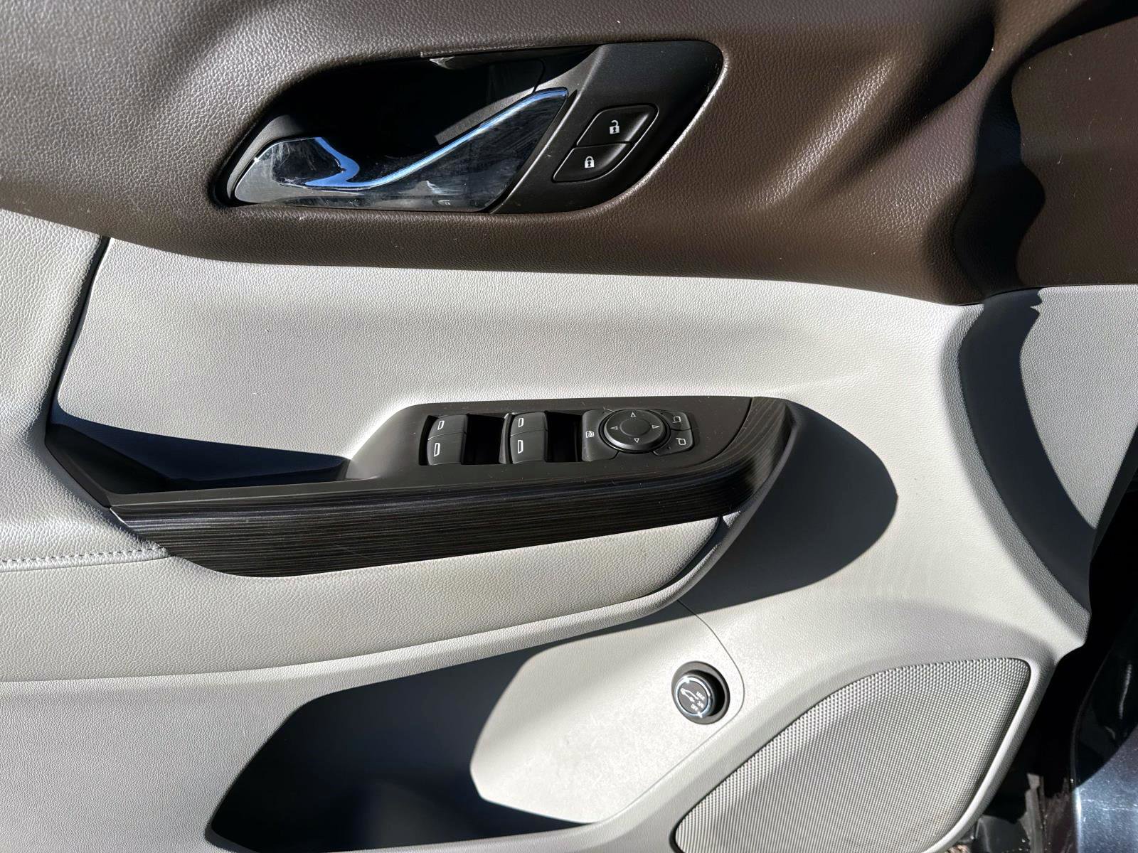 Used 2018 GMC Acadia SLT w/ LPO, Protection Package image 14