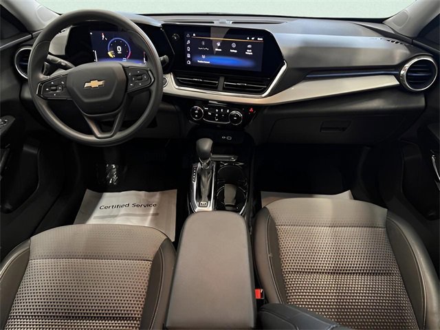 Certified 2025 Chevrolet Trax LT image 18