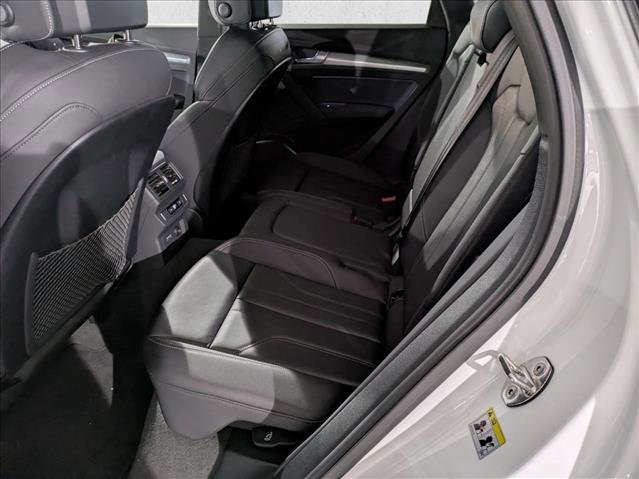 Certified 2025 Audi Q5 2.0T Premium image 18