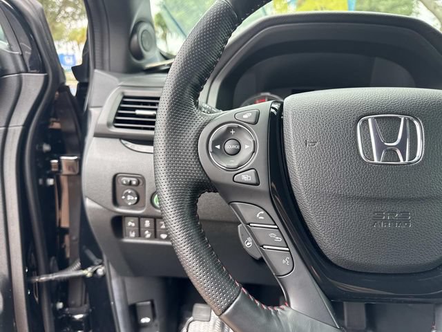 Certified 2022 Honda Ridgeline Black Edition image 32