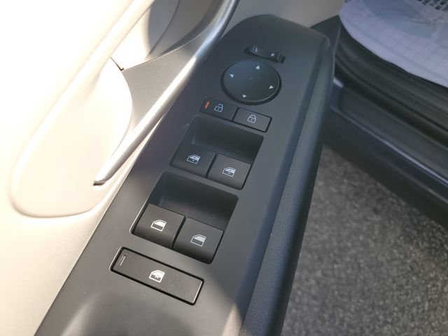 Used 2025 Hyundai Tucson SEL FWD image 22
