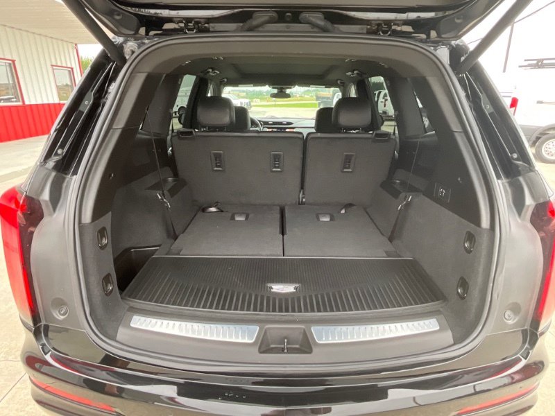 Used 2024 Cadillac XT6 Luxury w/ LPO, Floor Liner Package AWD/4WD image 8
