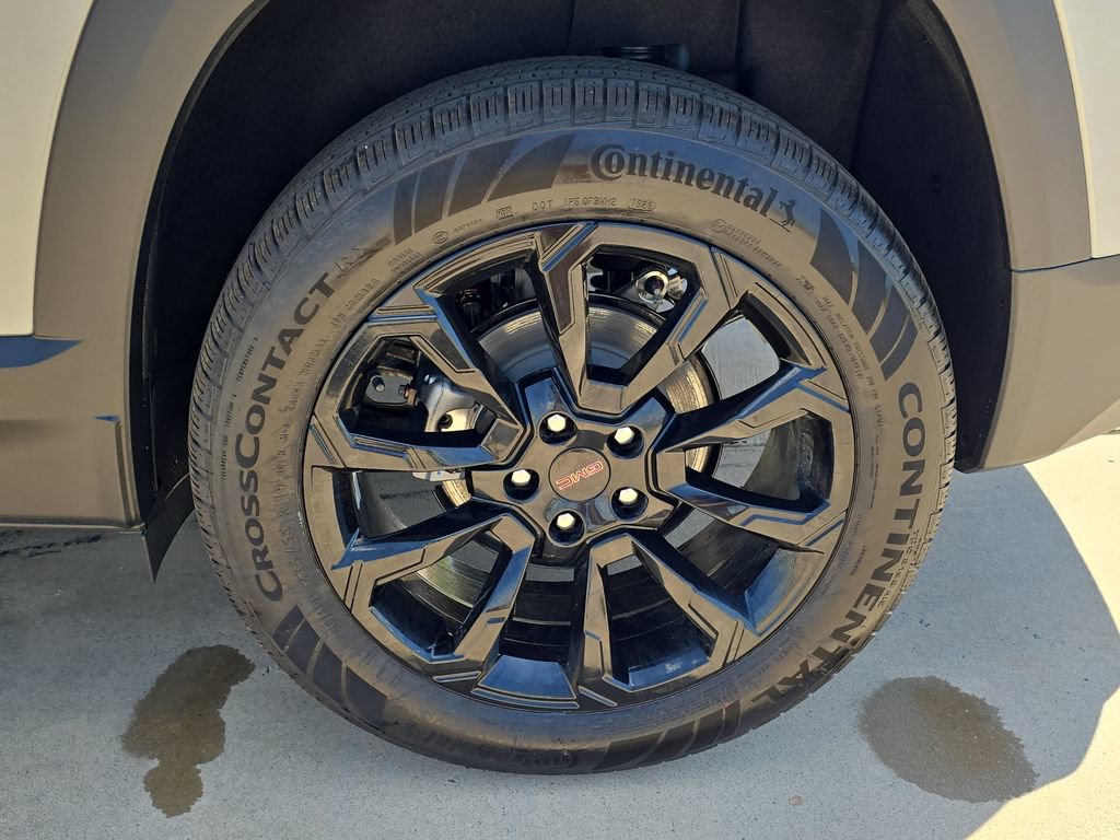 New 2026 GMC Terrain Elevation w/ Elevation Premium Package AWD/4WD image 33