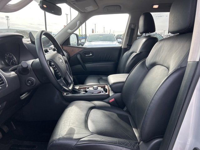 Used 2024 Nissan Armada SL w/ Captain's Chairs Package image 16