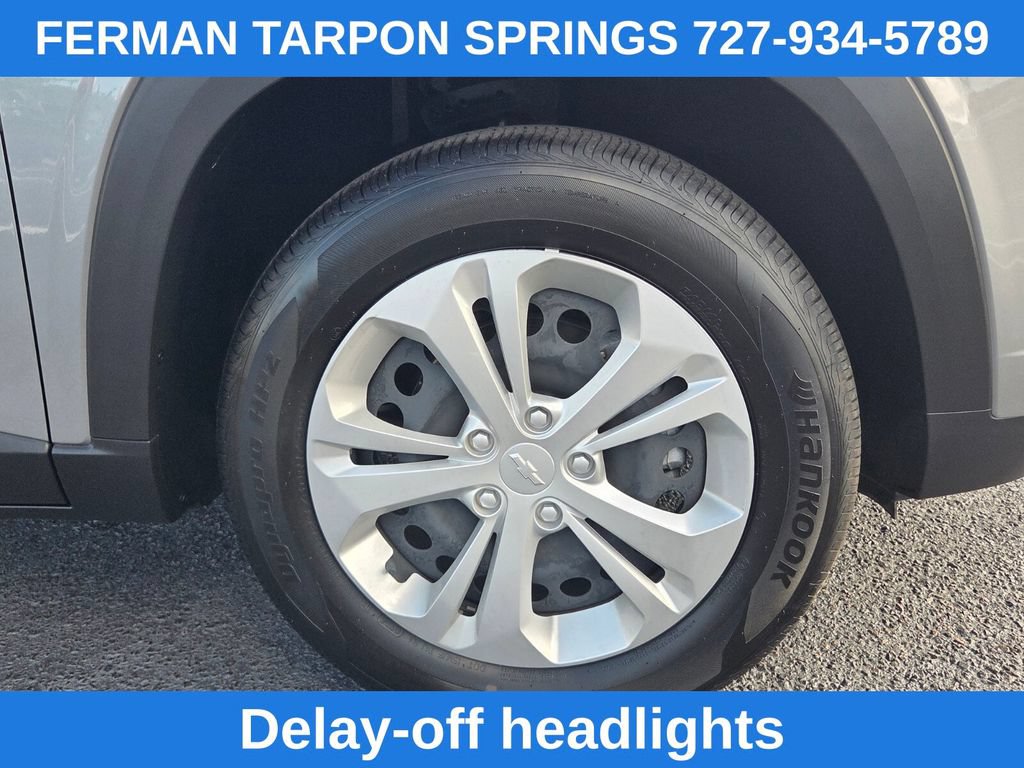 Certified 2025 Chevrolet Trax LS w/ Driver Confidence Package FWD image 14