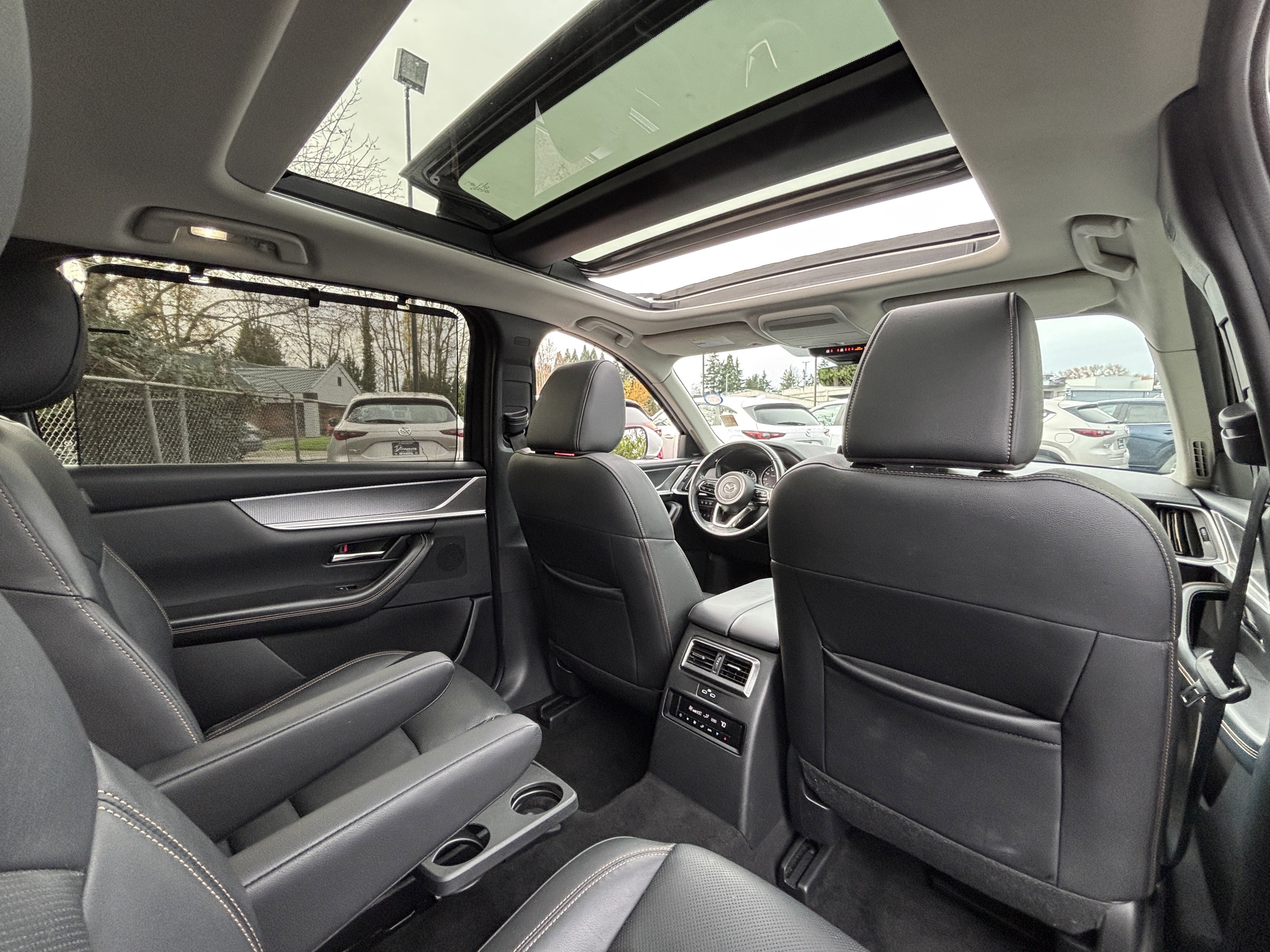 Used 2024 MAZDA CX-90 3.3 Turbo w/ Premium Package image 14