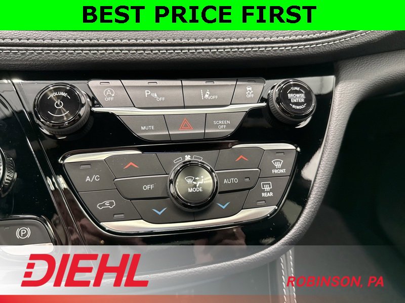 New 2026 Chrysler Pacifica Limited w/ S Appearance Package image 36