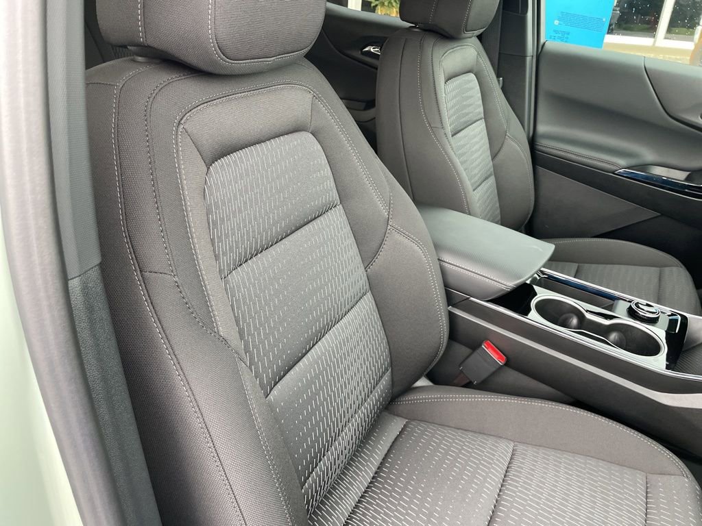 New 2026 Chevrolet Equinox LT w/ Safety and Technology Package image 45