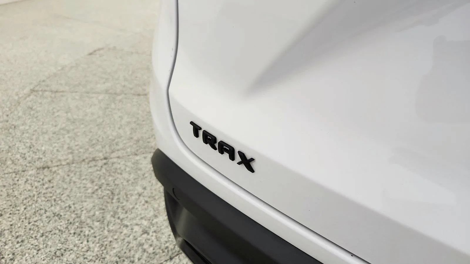 Used 2025 Chevrolet Trax RS w/ Driver Confidence Package FWD image 44