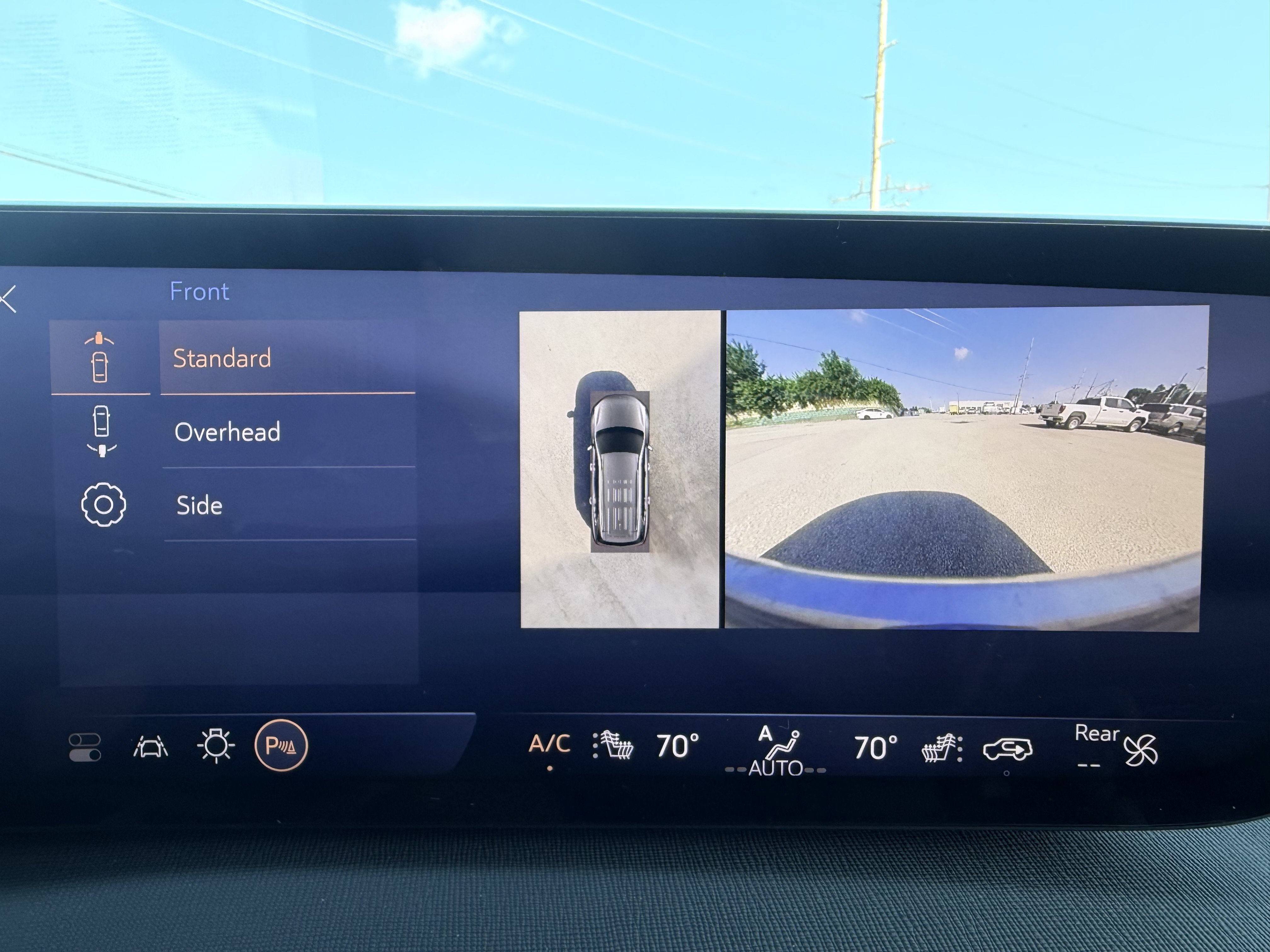 Used 2025 Buick Enclave Preferred FWD image 17