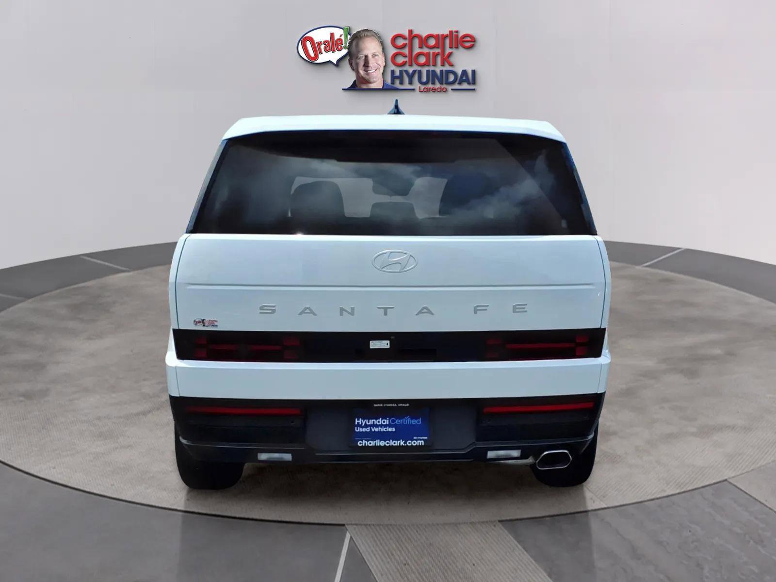 Certified 2026 Hyundai Santa Fe SE FWD image 4