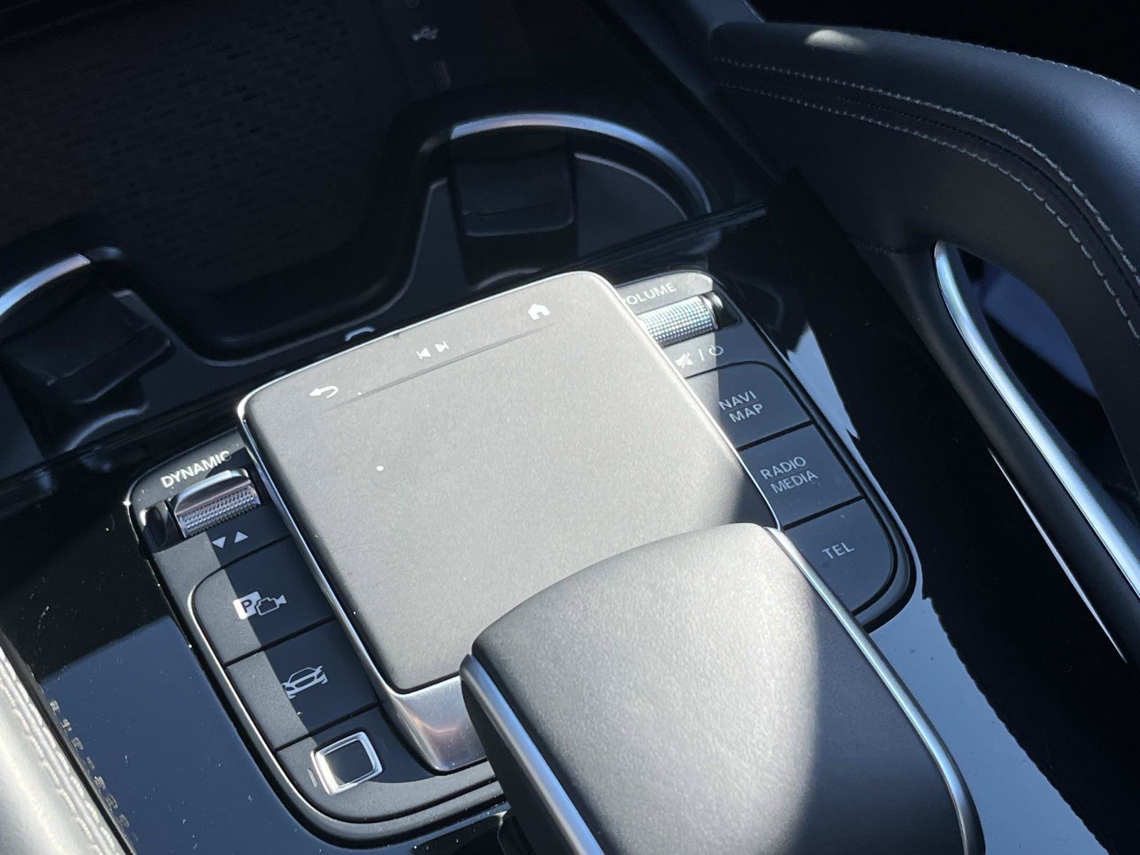 Certified 2025 Mercedes-Benz GLE 53 AMG 4MATIC image 38