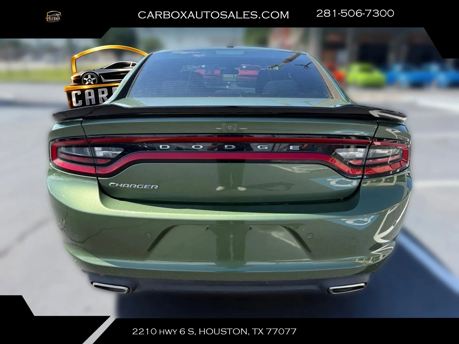 Used 2019 Dodge Charger SXT RWD image 4