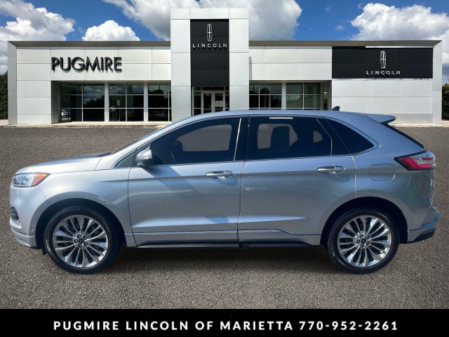 Used 2021 Ford Edge Titanium w/ Equipment Group 301A FWD image 4