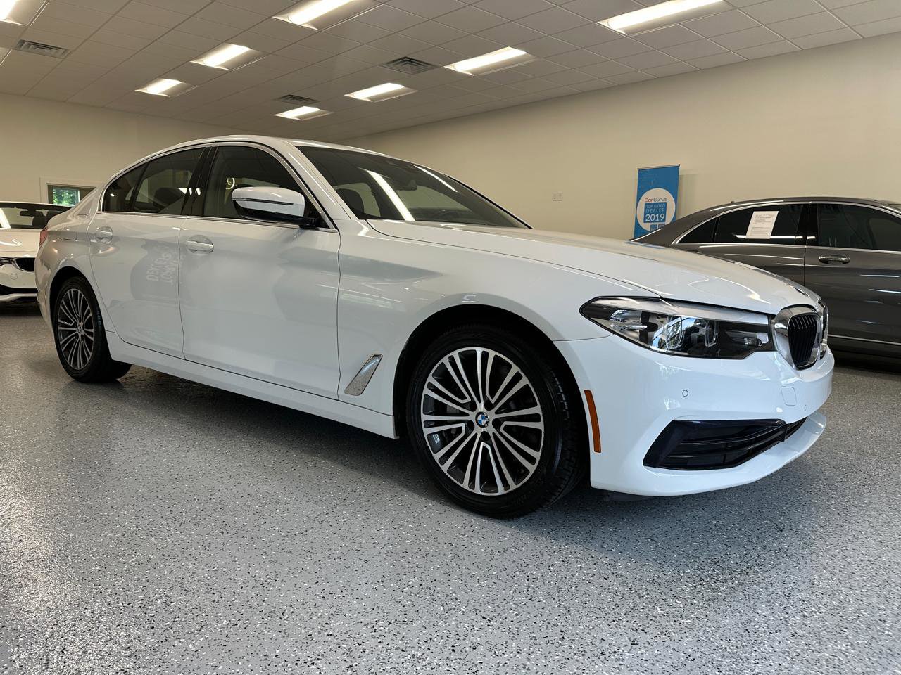 Used 2019 BMW 530i w/ Convenience Package RWD image 10
