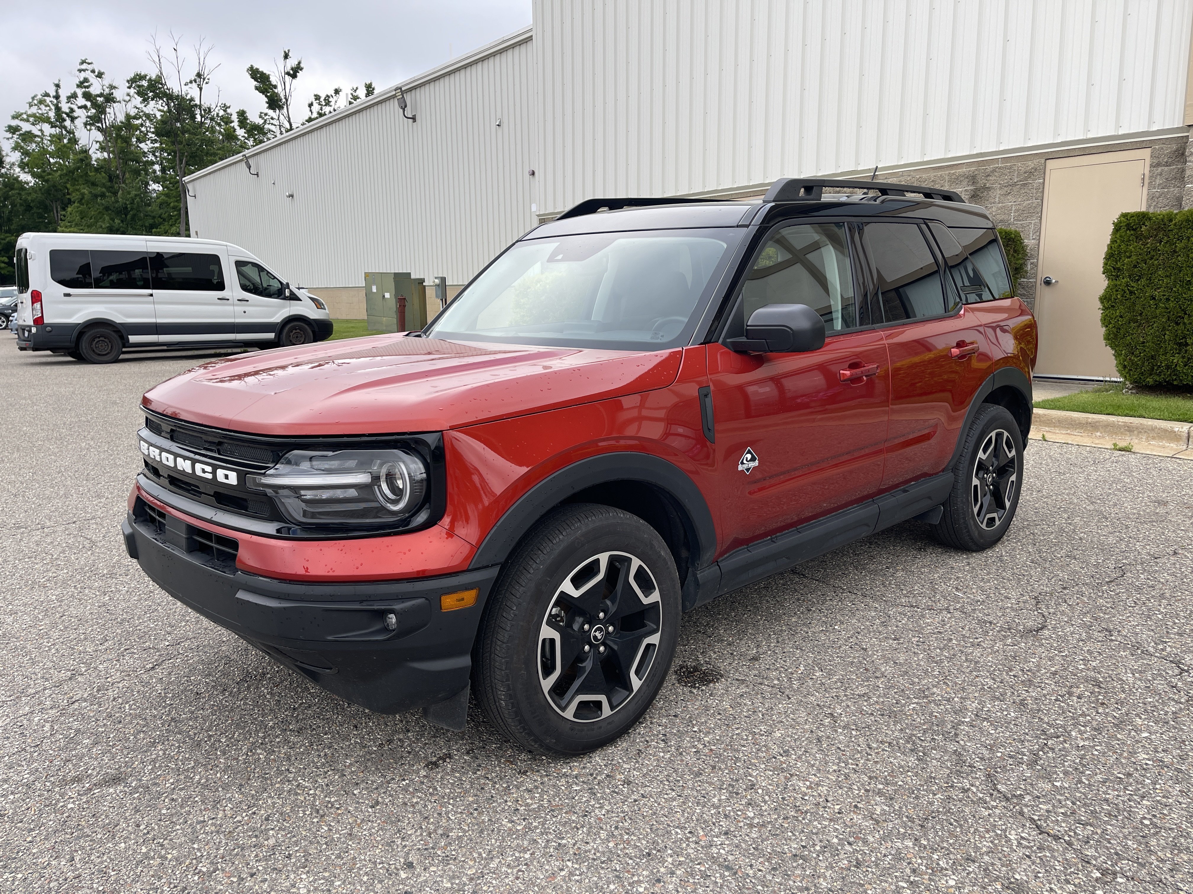 Used 2024 Ford Bronco Sport Outer Banks w/ Tech Package AWD/4WD image 8
