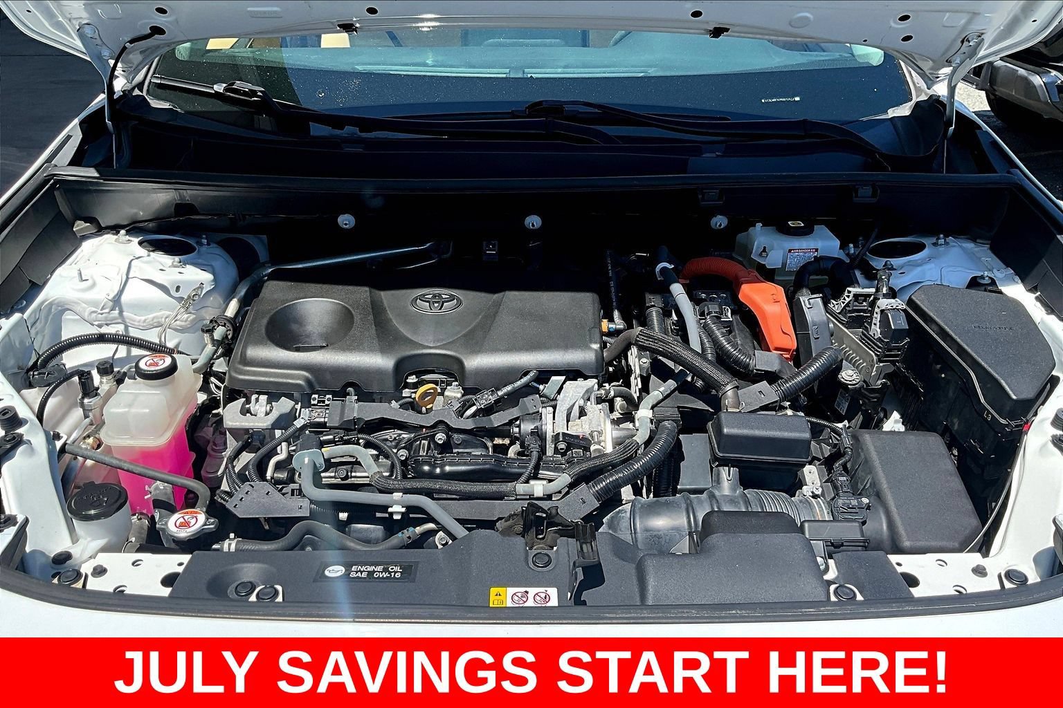 Used 2021 Toyota RAV4 LE AWD/4WD image 39