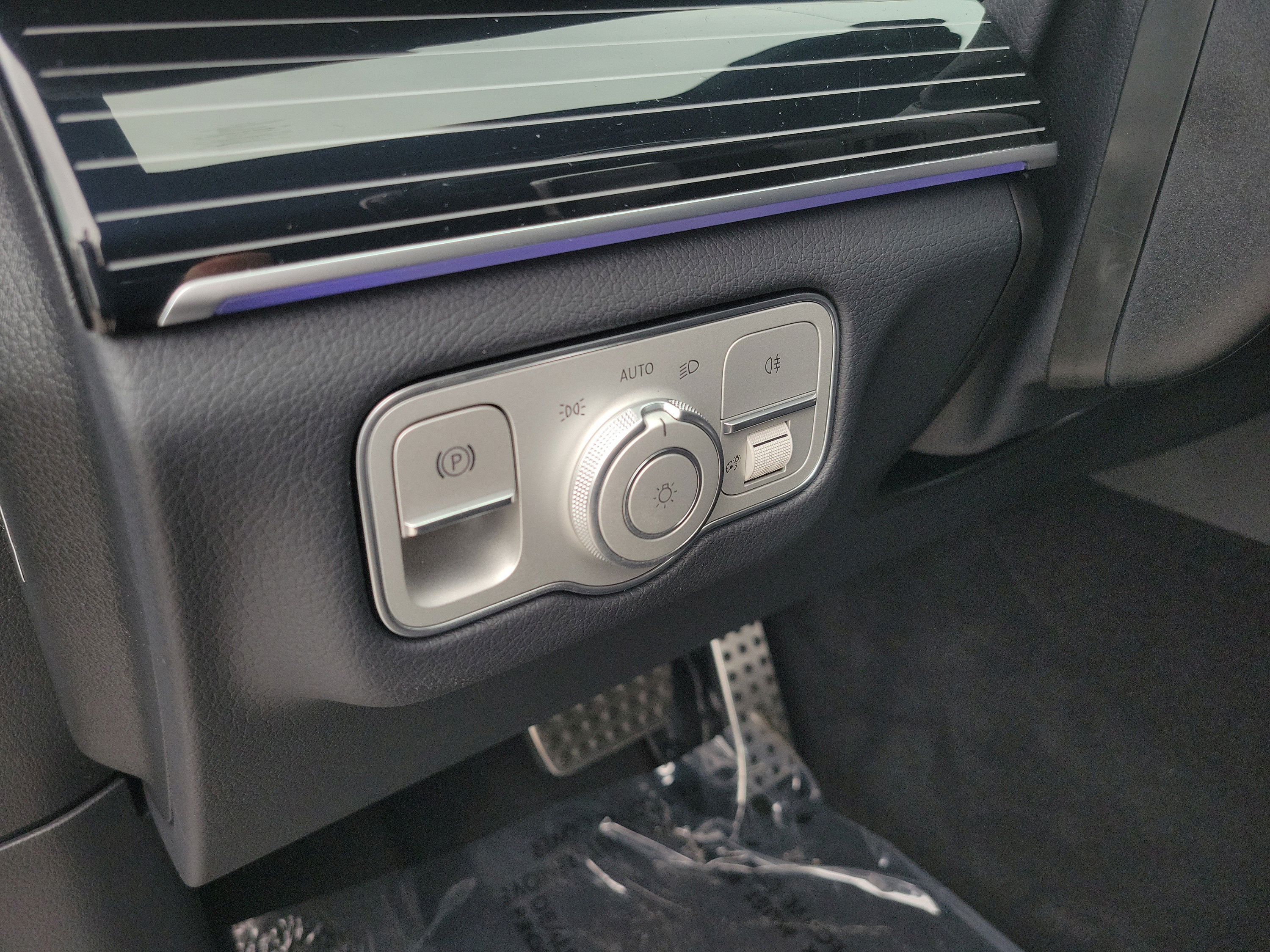 New 2026 Mercedes-Benz GLS 450 4MATIC image 19