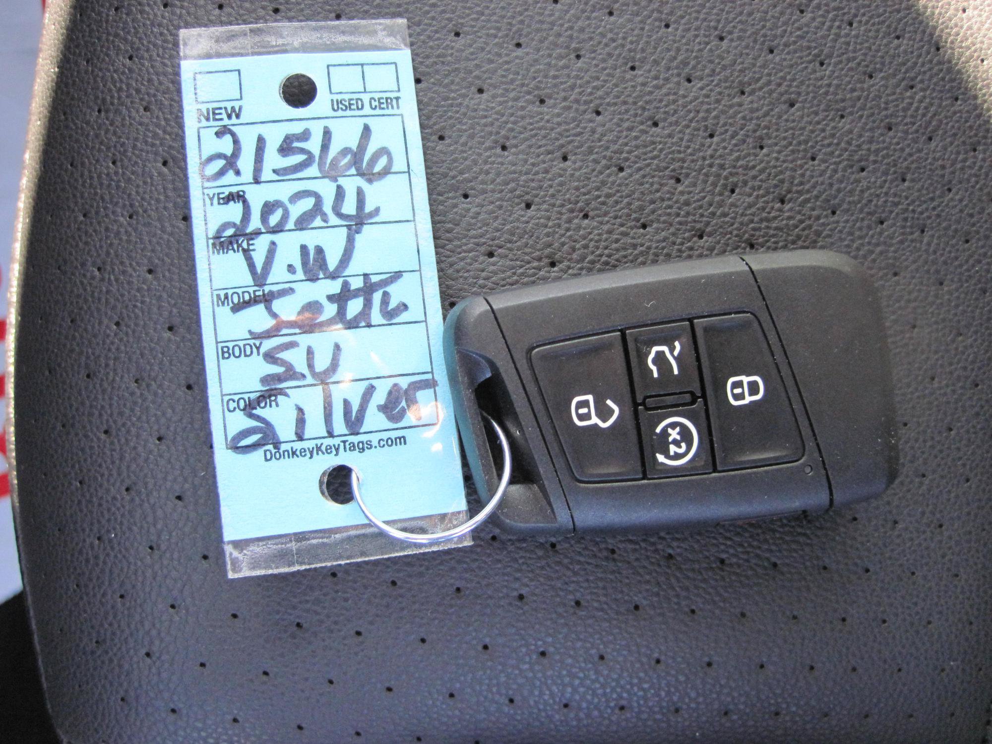 Used 2024 Volkswagen Jetta SE FWD image 21