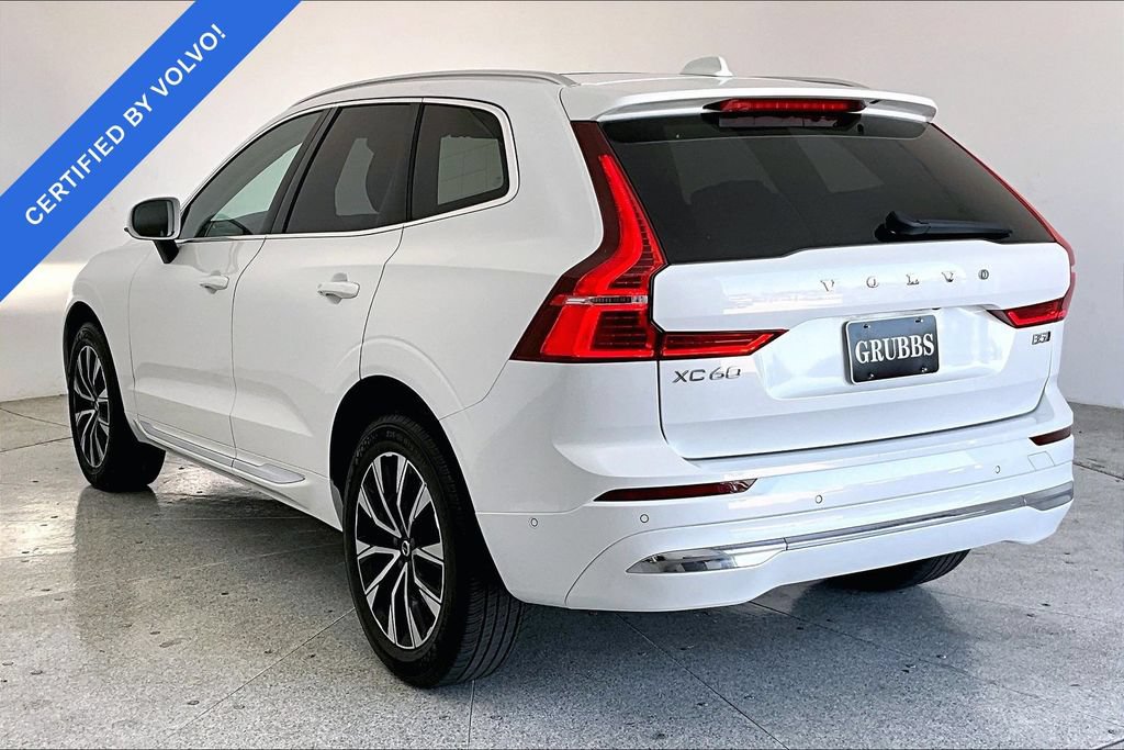 Used 2023 Volvo XC60 B5 Plus AWD/4WD image 14