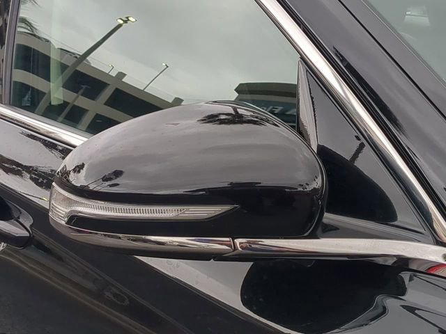 Used 2023 Genesis G70 2.0T image 12