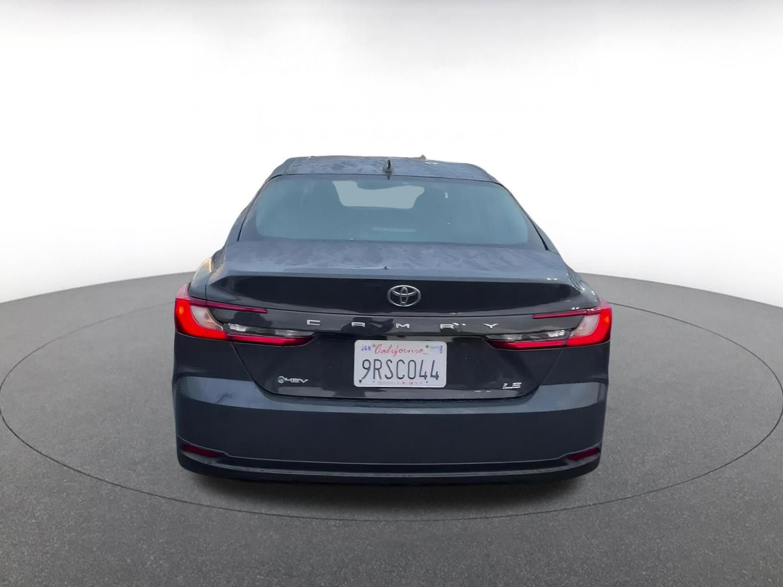 Used 2025 Toyota Camry LE image 12