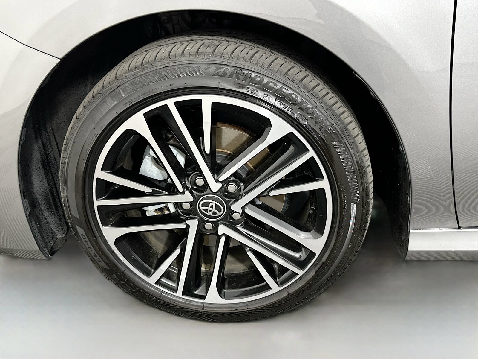 Certified 2025 Toyota Camry XLE AWD/4WD image 31