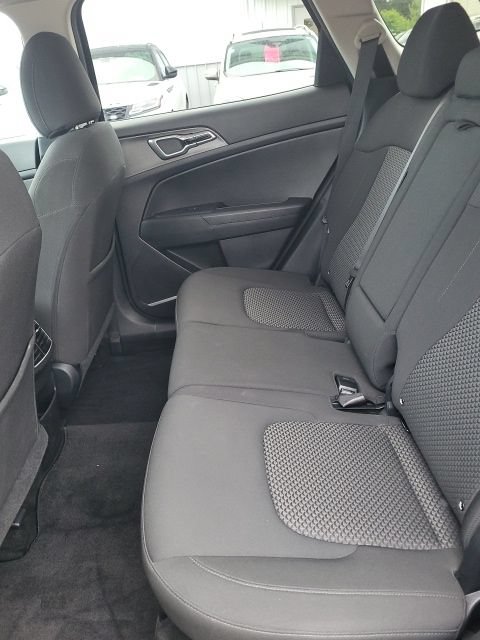 Used 2023 Kia Sportage LX FWD image 13