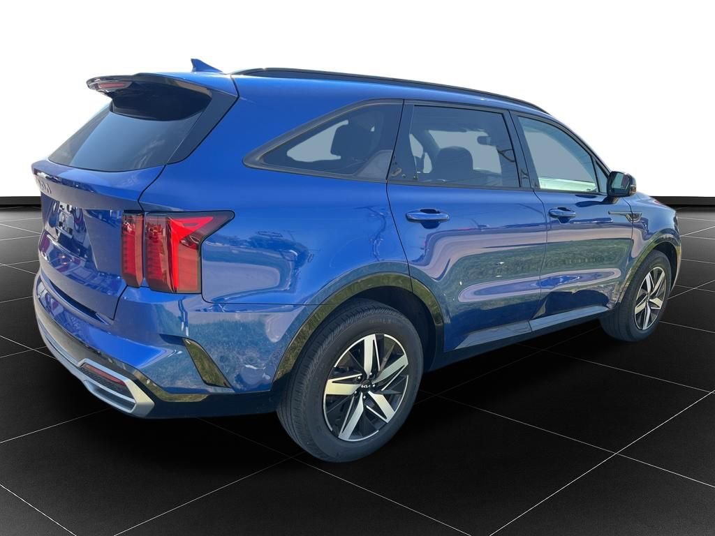 Used 2023 Kia Sorento EX w/ Panoramic Sunroof Package FWD image 5