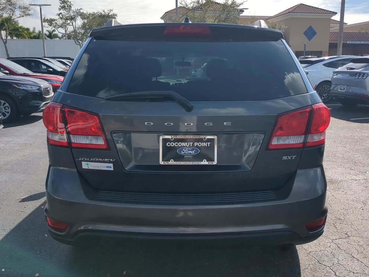 Used 2015 Dodge Journey SXT w/ Flexible Seating Group image 5