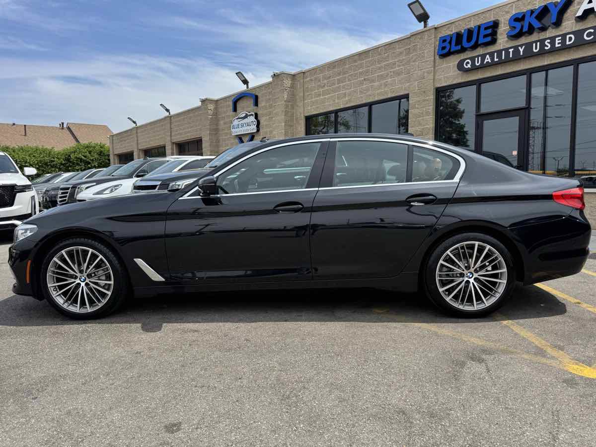 Used 2019 BMW 530i xDrive w/ Luxury Package AWD/4WD image 8