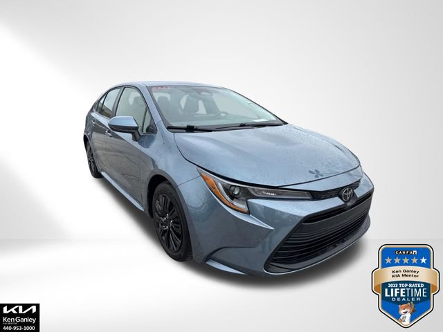 Used 2024 Toyota Corolla LE image 1