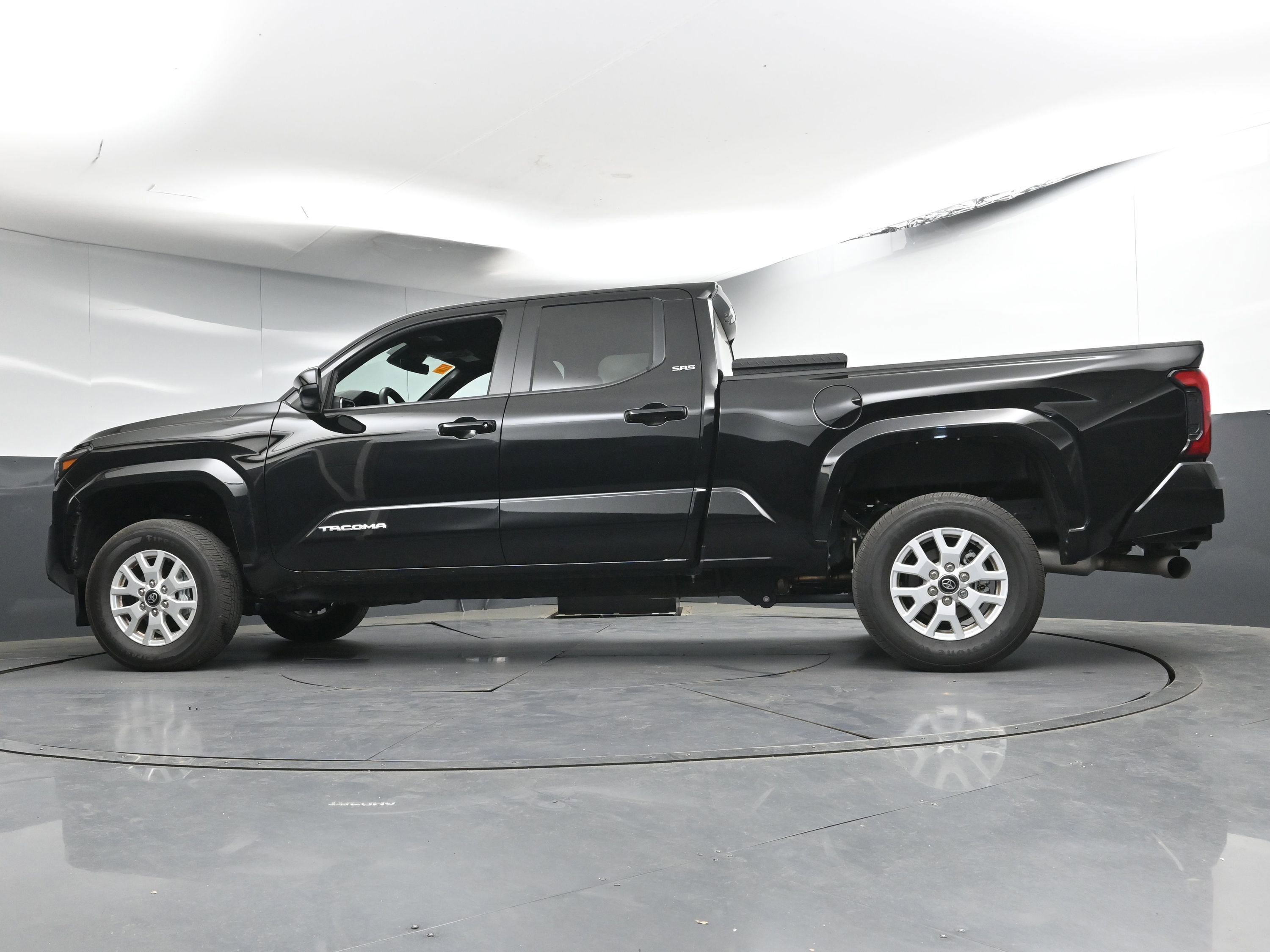 Used 2024 Toyota Tacoma SR5 image 28